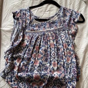 American Eagle shirt